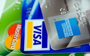 הלוואה למחזיקי כרטיס אשראי